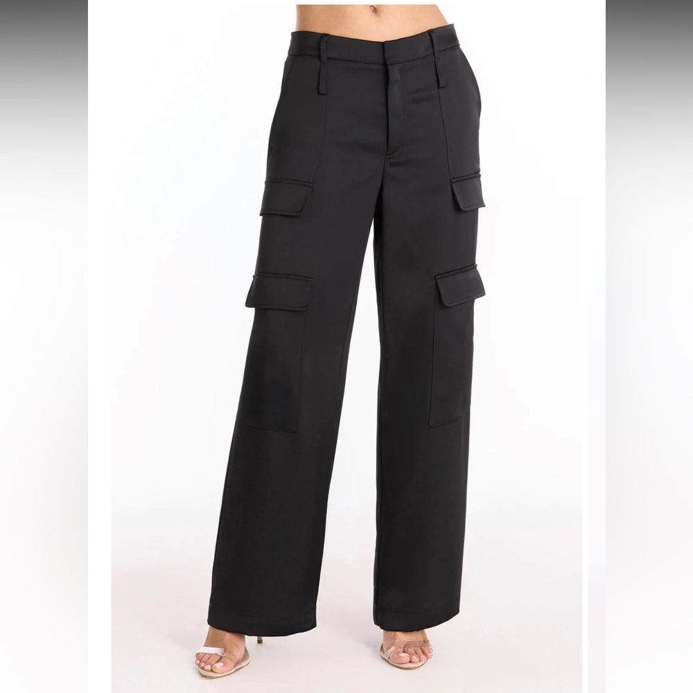 The Noli Shop Milan Satin Cargo Pant - Black size 2